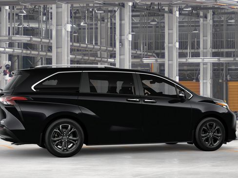 New 2026 Toyota Sienna Platinum AWD/4WD image 11