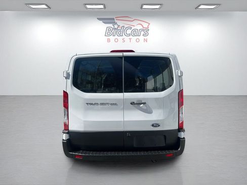 Used 2024 Ford Transit 250 Low Roof w/ Exterior Upgrade Package image 5