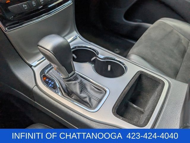 Used 2020 Jeep Grand Cherokee Altitude RWD image 18