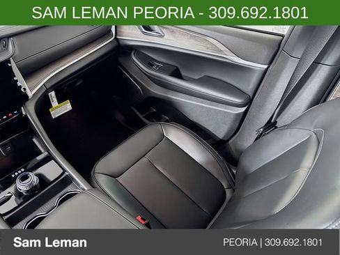New 2026 Jeep Grand Cherokee Limited w/ Limited Altitude Package AWD/4WD image 24