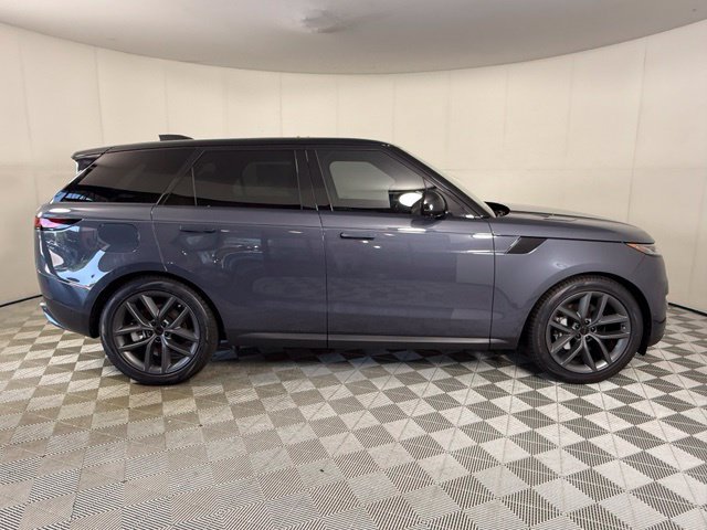 New 2026 Land Rover Range Rover Sport SE AWD/4WD image 8