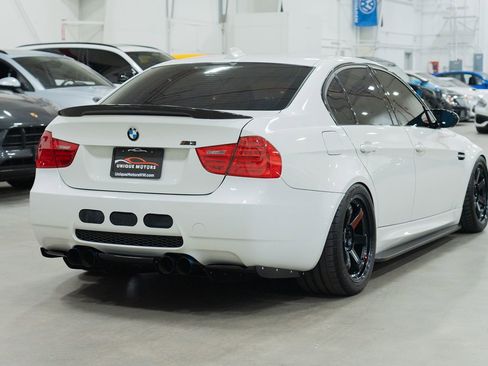 Used 2011 BMW M3 image 8