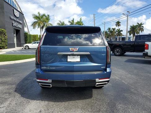 Certified 2025 Cadillac Escalade Premium Luxury image 22