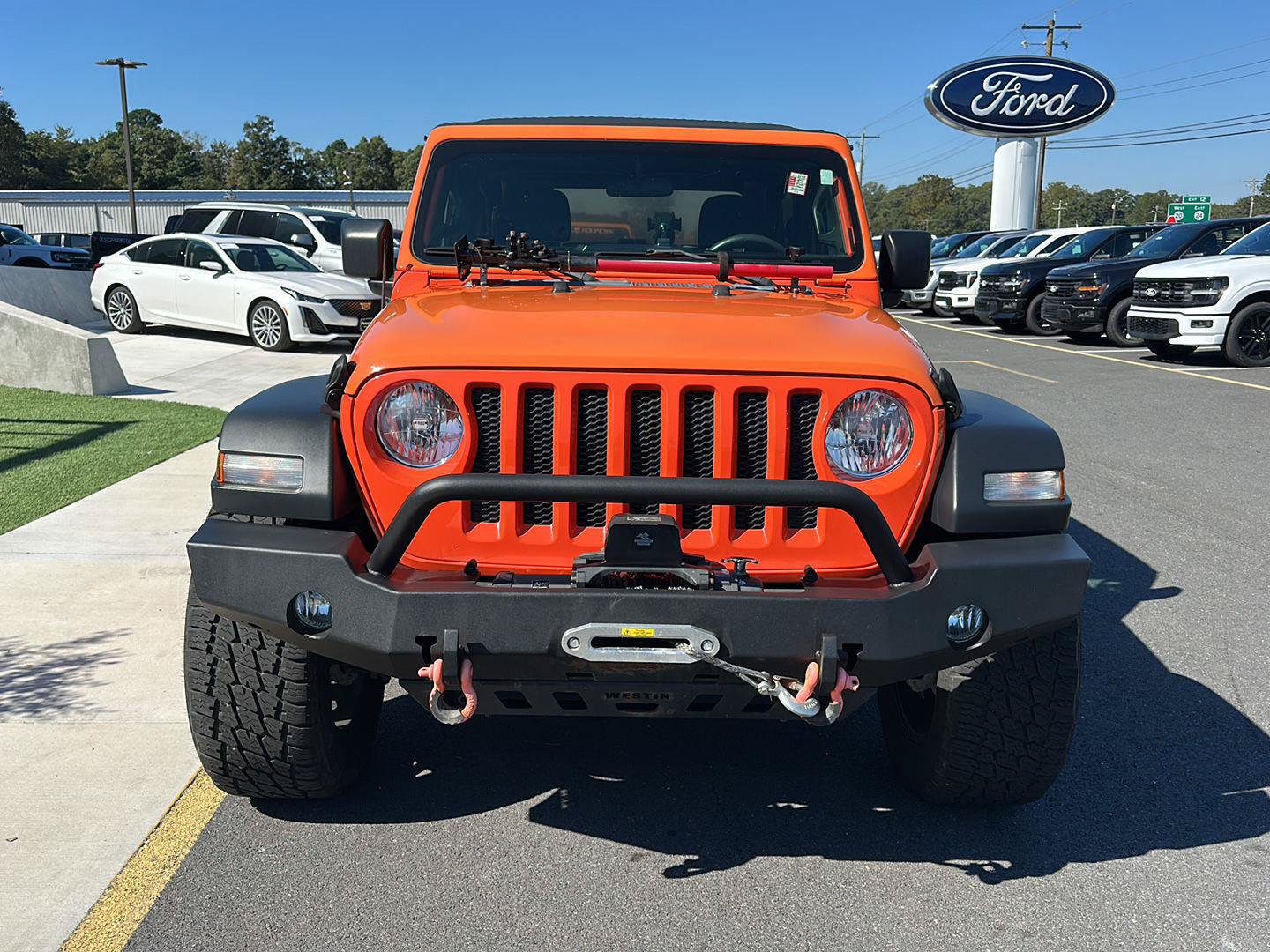 Used 2018 Jeep Wrangler Sport AWD/4WD image 2