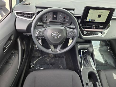 Used 2024 Toyota Corolla LE FWD image 12