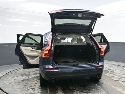 Used 2019 Volvo XC60 T6 Momentum w/ Advanced Package image 40