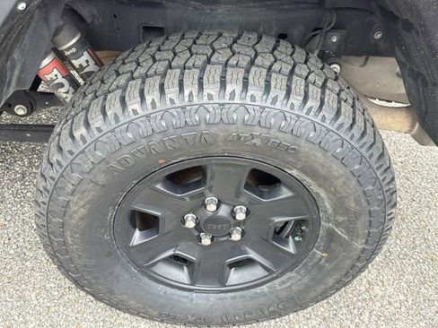 Used 2021 Jeep Gladiator Mojave image 17