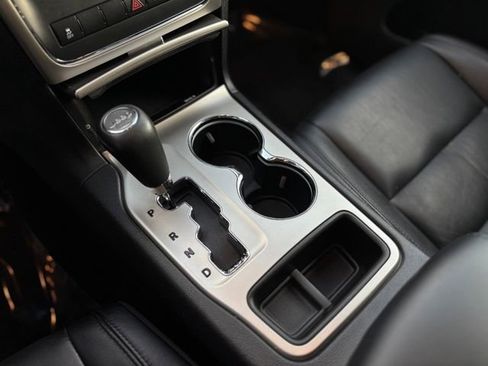 Used 2012 Jeep Grand Cherokee Laredo image 60