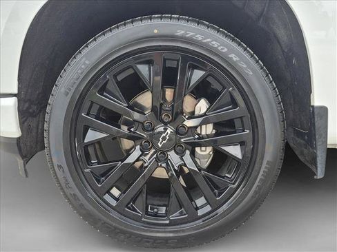 Used 2022 Chevrolet Silverado 1500 RST w/ Z71 Off-Road Package AWD/4WD image 22