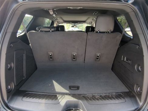 Used 2022 Chevrolet Tahoe LT w/ LT Signature Plus Package image 26