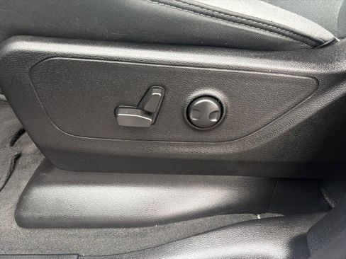 Used 2022 RAM 1500 Big Horn AWD/4WD image 33