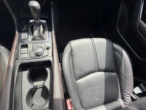 Used 2018 MAZDA MAZDA3 Touring FWD image 20
