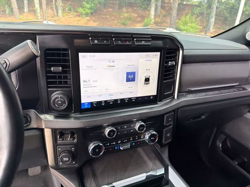 Used 2024 Ford F250 Platinum AWD/4WD image 25