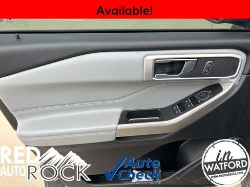 Used 2021 Ford Explorer XLT w/ Equipment Group 202A image 7