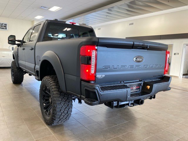 New 2026 Ford F250 Lariat w/ Black Appearance Package AWD/4WD image 5
