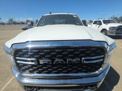 Used 2024 RAM 2500 Big Horn w/ Off Road Package AWD/4WD image 2