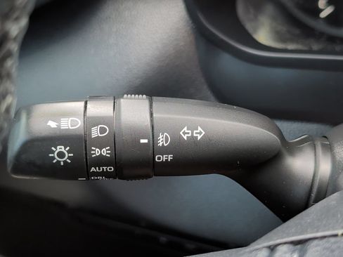 Used 2022 Toyota Tundra Limited w/ Power Package AWD/4WD image 45