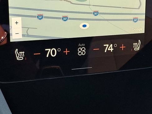 Used 2022 Polestar Polestar 2 w/ Plus Package image 16