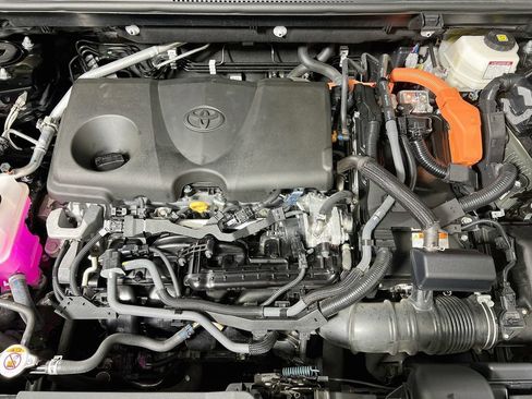 Certified 2025 Toyota RAV4 LE AWD/4WD image 25
