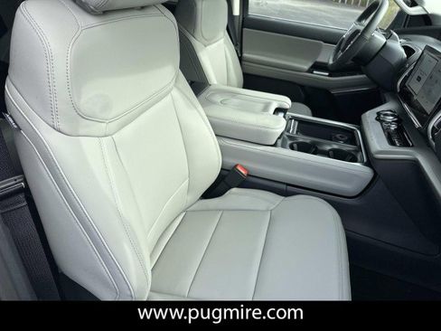 New 2026 Ford Expedition Max Active RWD image 13