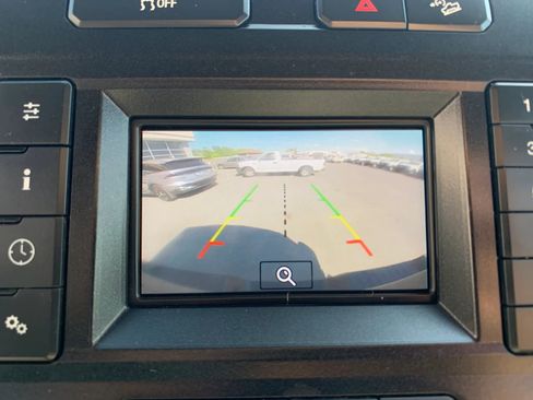 Used 2020 Ford F250 XL w/ Power Equipment Group AWD/4WD image 18