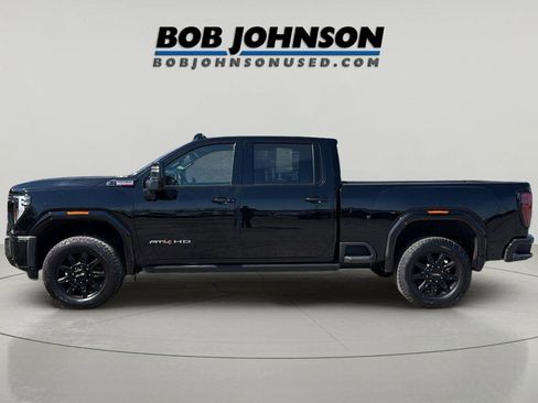 Used 2024 GMC Sierra 2500 AT4 w/ AT4 Premium Plus Package AWD/4WD image 6