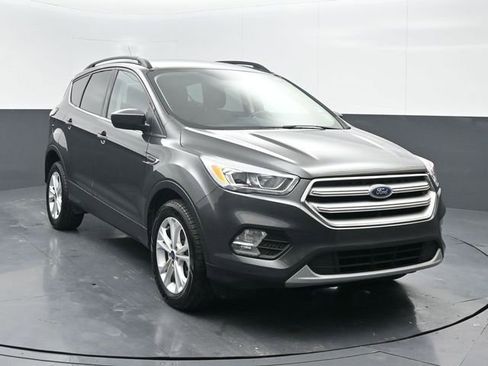 Used 2018 Ford Escape SEL image 1