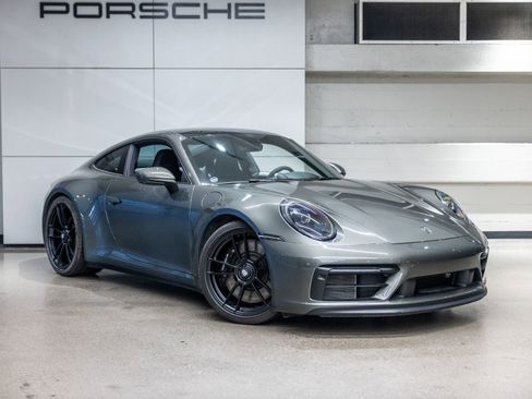 Certified 2024 Porsche 911 Carrera 4 GTS AWD/4WD image 10