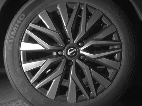 Used 2025 Nissan Altima 2.5 SV image 15