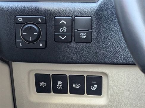 Used 2022 Lexus GX 460 Premium image 27