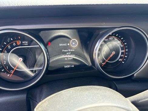 Used 2020 Jeep Wrangler Unlimited Sport AWD/4WD image 5