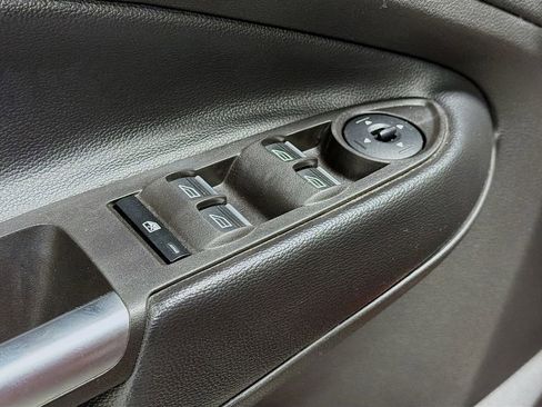 Used 2019 Ford Escape Titanium AWD/4WD image 19