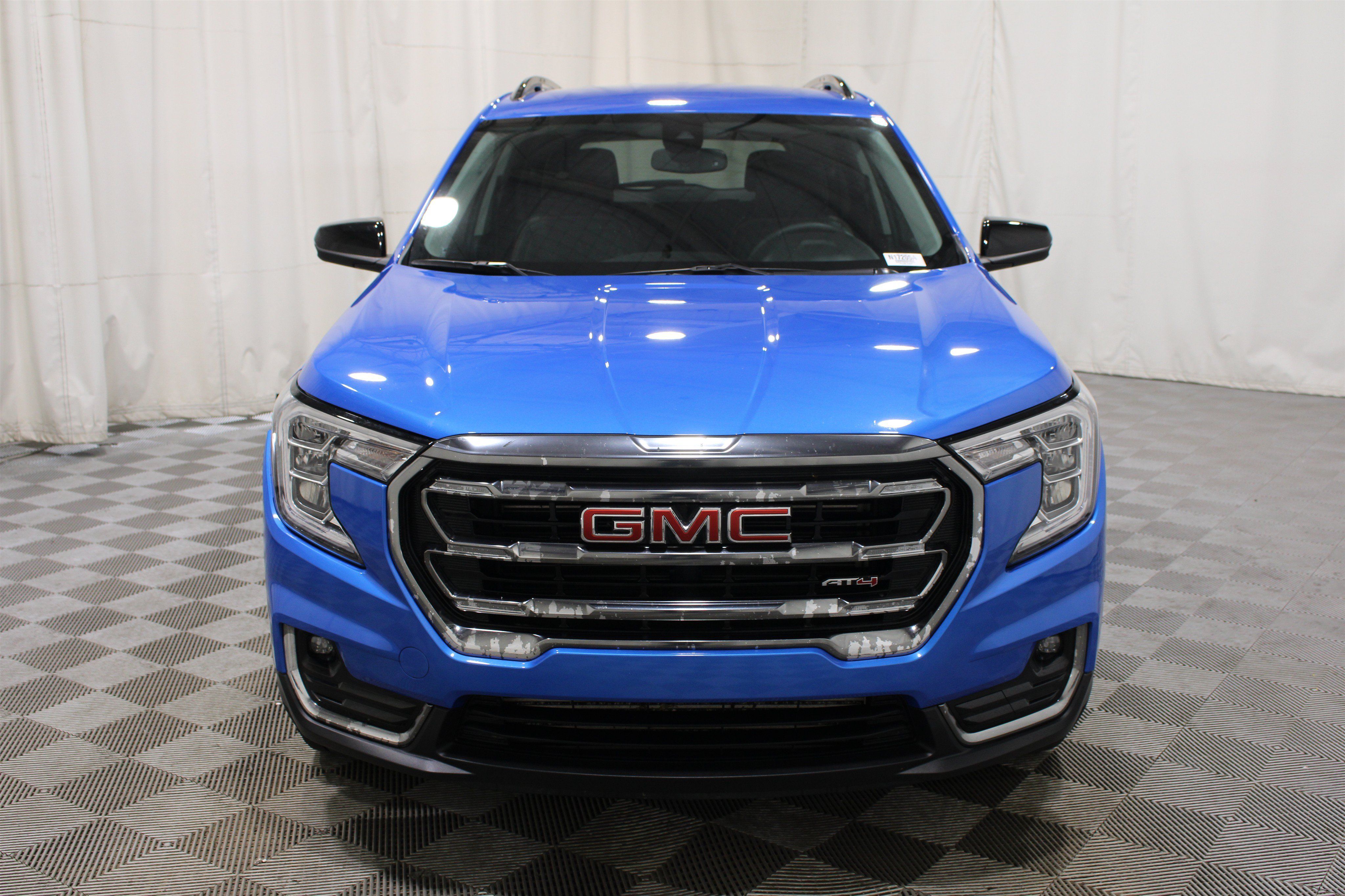 Used 2024 GMC Terrain AT4 AWD/4WD image 37