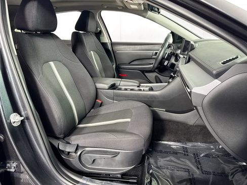 Used 2024 Hyundai Sonata SEL w/ Convenience Package FWD image 32