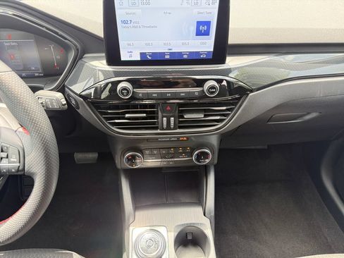 Used 2025 Ford Escape ST-Line AWD/4WD image 11
