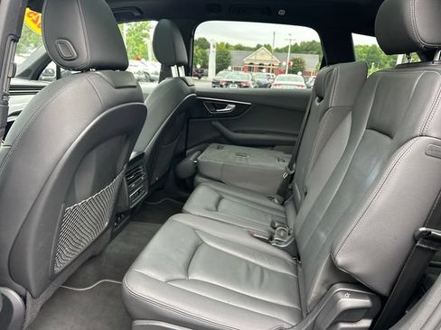 Used 2025 Audi Q7 3.0T Premium Plus AWD/4WD image 11
