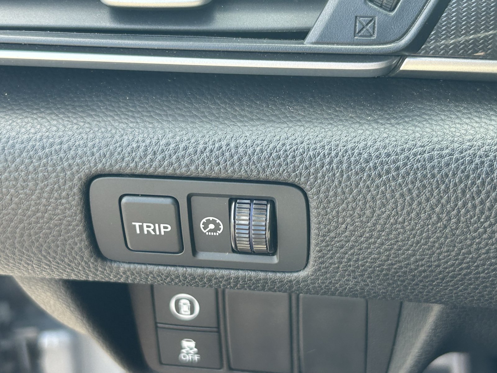 Used 2020 Honda Accord Sport image 18