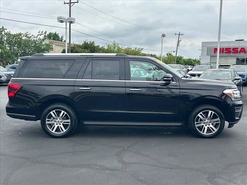 Used 2024 Ford Expedition Max Limited AWD/4WD image 2