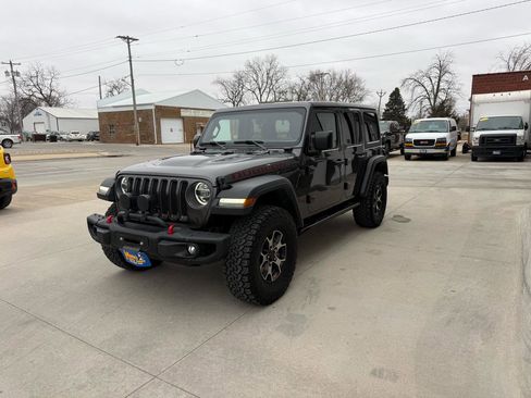 Used 2018 Jeep Wrangler Unlimited Rubicon image 3