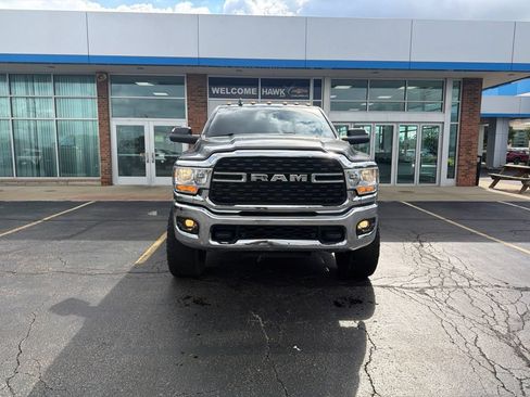 Used 2022 RAM 3500 Big Horn w/ Level C Equiment Group AWD/4WD image 4