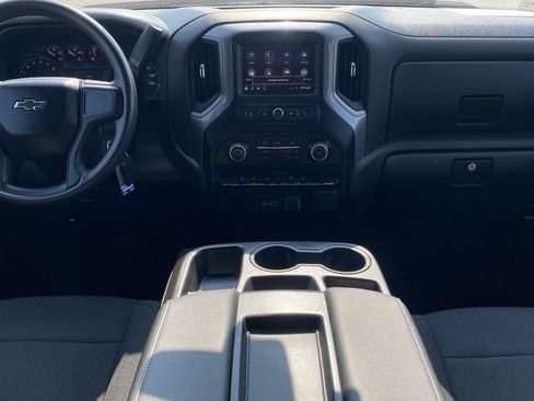 Used 2022 Chevrolet Silverado 1500 Custom Trail Boss w/ LPO, Dark Essentials Package AWD/4WD image 16