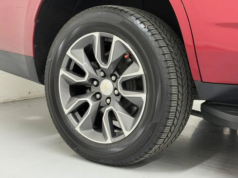 Used 2022 Chevrolet Tahoe LT w/ LT Signature Package RWD image 49