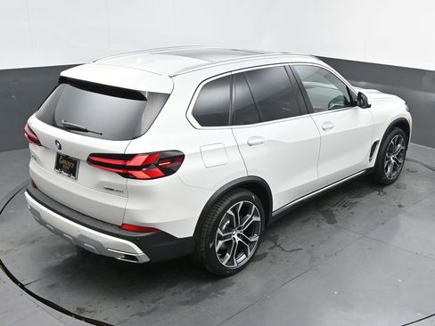 Certified 2025 BMW X5 sDrive40i w/ Parking Assistance Package image 48
