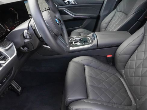 Certified 2025 BMW X5 xDrive40i image 12