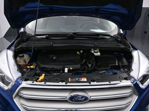 Used 2017 Ford Escape Titanium image 28