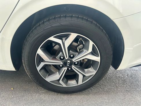 Used 2021 Kia Forte LXS image 15