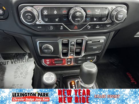 Used 2020 Jeep Gladiator Rubicon image 24