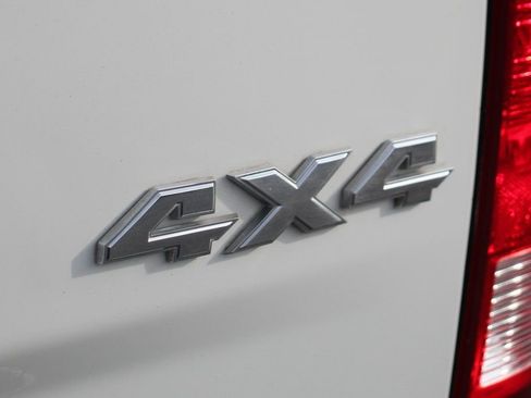 Used 2018 RAM 2500 SLT AWD/4WD image 46