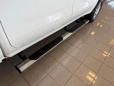 Used 2022 Chevrolet Silverado 1500 LT image 23