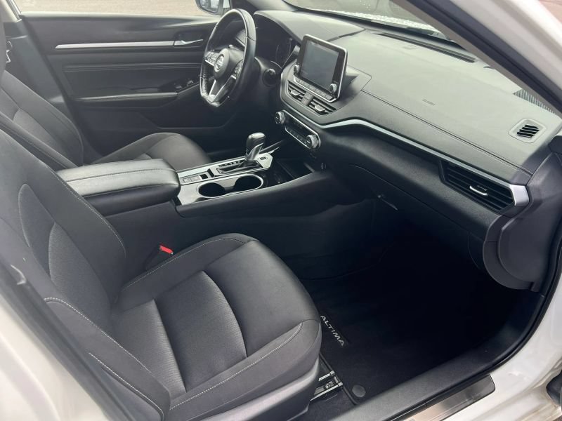 Used 2020 Nissan Altima 2.5 SV AWD/4WD image 7